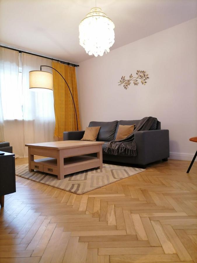 Apartament 09puzzlesuites Bucureşti